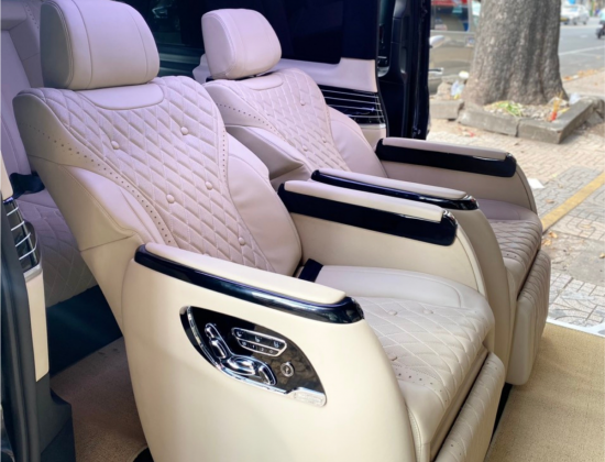  Mercedes V220 ĐỘ GHẾ LIMOUSINE  Vị Trí Chủ Tịch Siêu Tiện Nghi