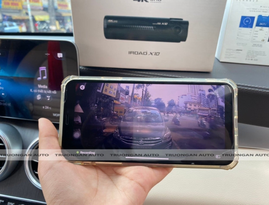 MERCEDES GLC 300 LẮP ĐẶT CAMERA HÀNH TRÌNH IROAD X10 CHÍNH HÃNG 