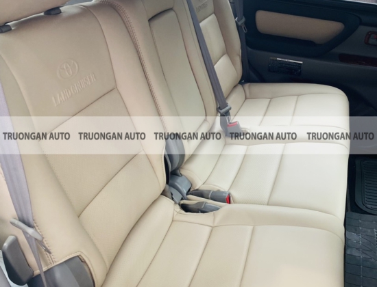 BỌC GHẾ DA XE TOYOTA LANDCRUISER 