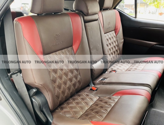 BỌC GHẾ DA TOYOTA FORTUNER 