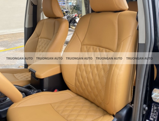 TOYOTA LAND CRUISER PRADO BỌC GHẾ DA SANG TRỌNG 