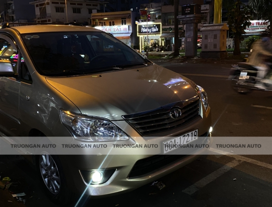 TOYOTA INNOVA 2013 ĐỘ ĐÈN GẦM CHÍNH HÃNG 