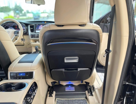 TOYOTA HIGHLANDER LÊN COMBO GHẾ ĐỘ VIP LIMOUSINE 