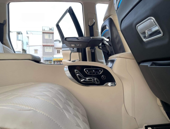 TOYOTA HIGHLANDER LÊN COMBO GHẾ ĐỘ VIP LIMOUSINE 