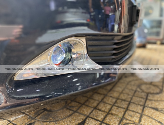 TĂNG SÁNG CỰC ĐÌNH CHO TOYOTA CAMRY 2013 VỚI COMBO ĐỘ BI LED GẦM CHÍNH HÃNG 