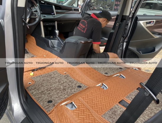 TOYOTA INNOVA TRẢI THẢM LÓT SÀN 360 SANG TRỌNG 