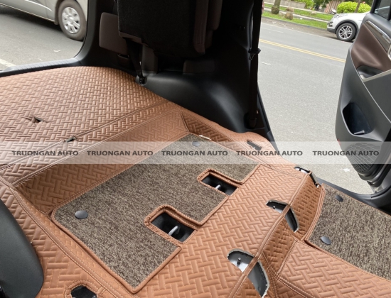 TOYOTA INNOVA TRẢI THẢM LÓT SÀN 360 SANG TRỌNG 