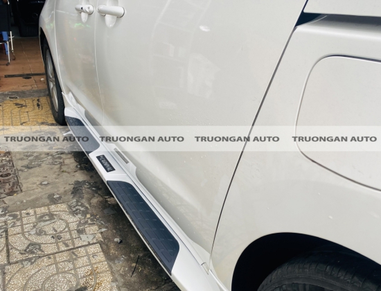 KIA SEDONA TRANG BỊ BỆ BƯỚC LÊN XUỐNG ZIN THEO XE 