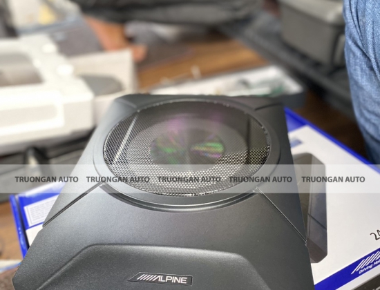 FORD TOURNEO ĐƯỢC CHỦ XE LÊN SƯƠNG SƯƠNG 2 CẶP LOA FOCAL + SUB ALPINE CHÍNH HÃNG  