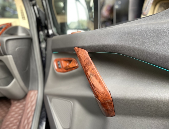 FORD TOURNEO ĐỘ LIMOUSINE TONE'' KEM ĐEN'' CỰC CHẤT 