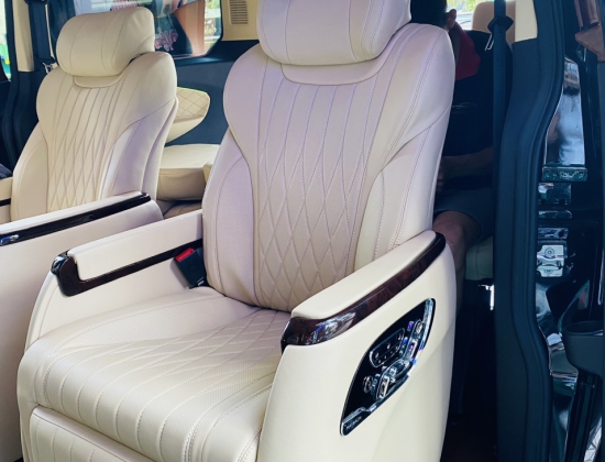 FORD TOURNEO ĐỘ LIMOUSINE TONE'' KEM ĐEN'' CỰC CHẤT 