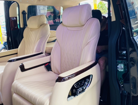 FORD TOURNEO ĐỘ LIMOUSINE TONE'' KEM ĐEN'' CỰC CHẤT 