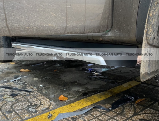 BỆ BƯỚC LÊN /XUỐNG FORD RANGER 2022 