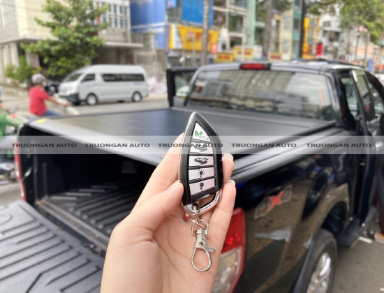 FORD RANGER 2022 NẮP THÙNG CUỘN ĐIỆN SIÊU THỂ THAO 