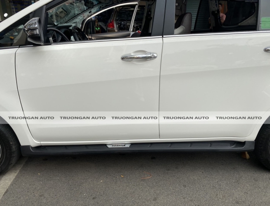 BỆ BƯỚC LÊN XUỐNG CHO XE TOYOTA INNOVA 