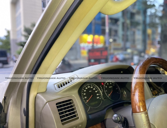 TOYOTA LANDCRUISER PRADO BỌC DA TÁP LÔ 