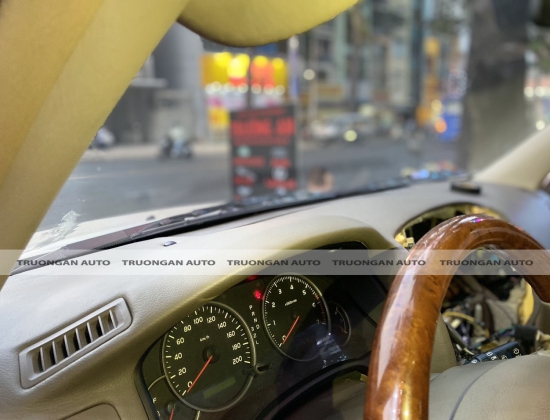 TOYOTA LANDCRUISER PRADO BỌC DA TÁP LÔ 