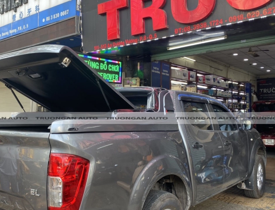 NISSAN NAVARA 2022 LẮP ĐẶT NẮP THÙNG THỂ THAO 