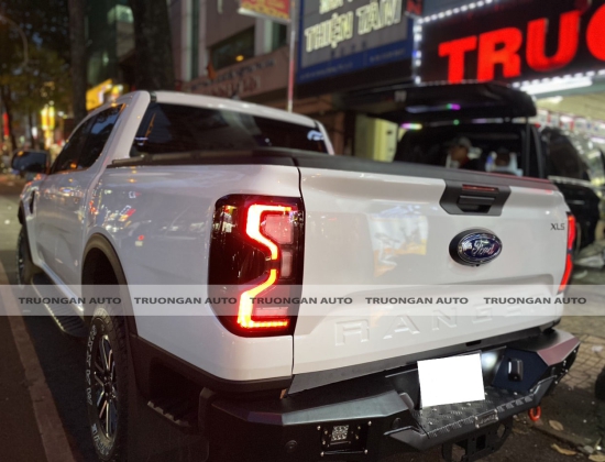 FORD RANGER XLS 2023 ĐẸP NHẸ NHÀNG THEO PHONG CÁCH HAMER